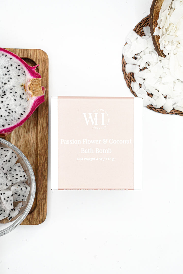 Passion Flower &amp; Coconut Bath Bomb